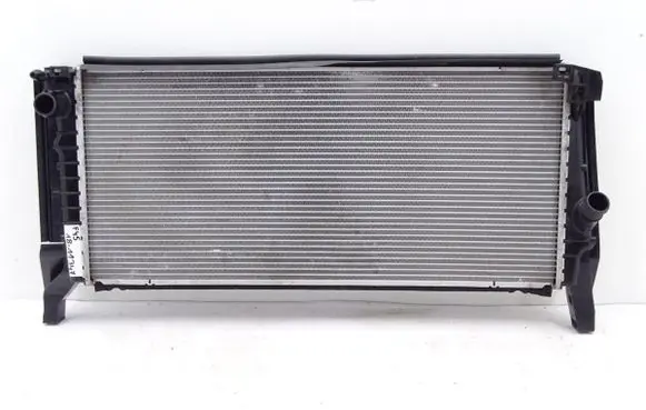 BMW 2 F45 Coolant radiator 7617630