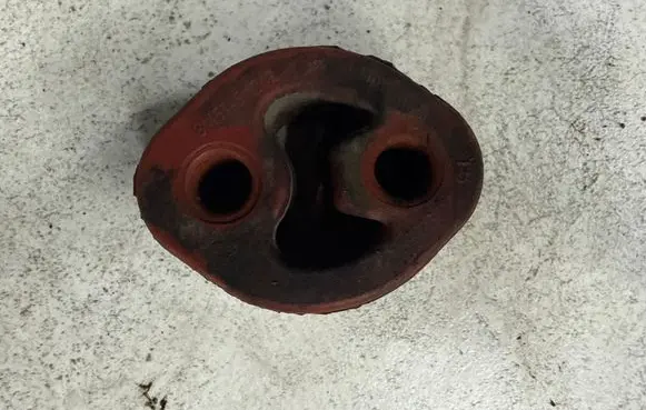 Ford Mondeo MK IV Muffler mount bracket/holder 3M515A262