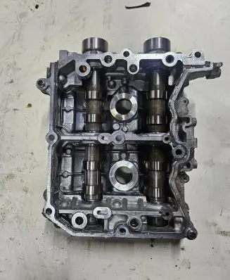 Subaru Forester SJ Other cylinder head part 