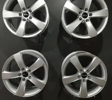Hyundai Tucson TL R17 alloy rim KBA48811