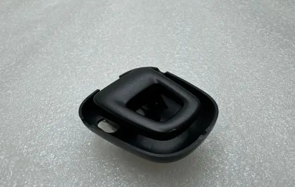 Tesla Model X Tie down hook / loop 106115800C 26072023