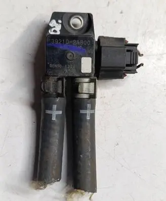 Hyundai ix35 Exhaust gas pressure sensor 392102A800