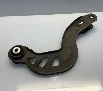 Mercedes-Benz B W246 W242 Rear control arm A2463501006 2463501006