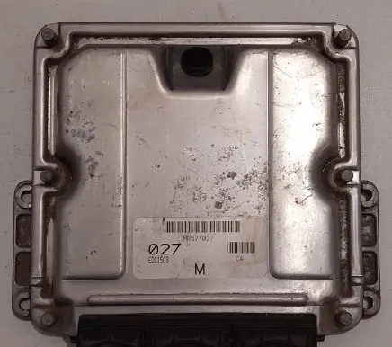 Mitsubishi Carisma Engine control unit/module 8200142447 0281010437 28SA5198