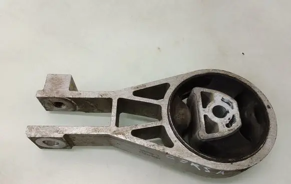 Opel Corsa D Gearbox mount 633374681