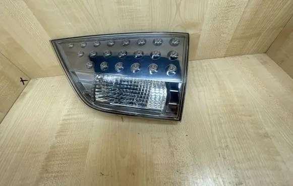 Mitsubishi Outlander Tailgate rear/tail lights 1146356R 1784