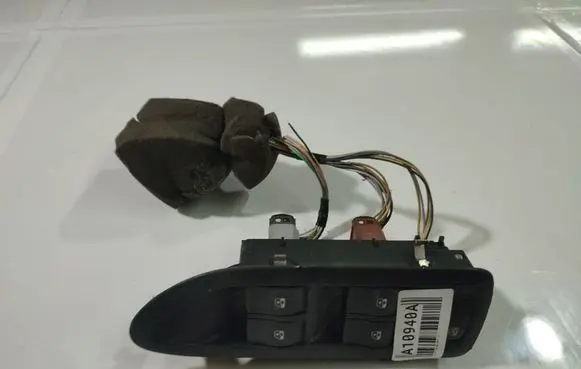 Renault Laguna II Electric window control switch 