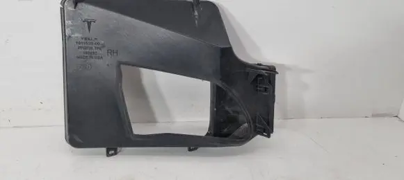Tesla Model S Intercooler air guide/duct channel 101152000B 1011520 106482