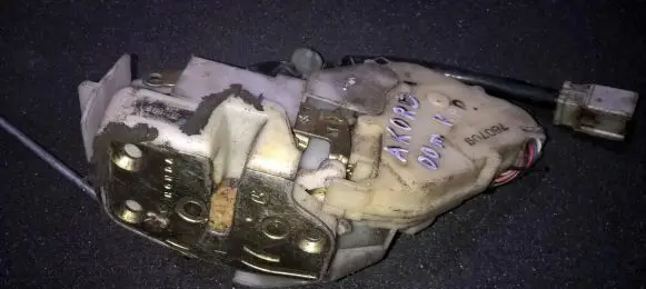 Honda Accord Front door lock