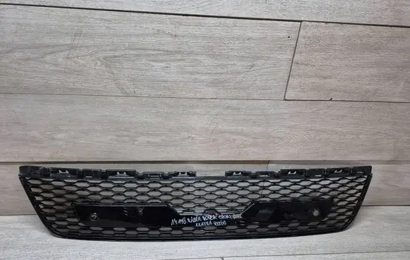 Land Rover Range Rover Sport L494 Front bumper lower grill JK62-17F914-AA
