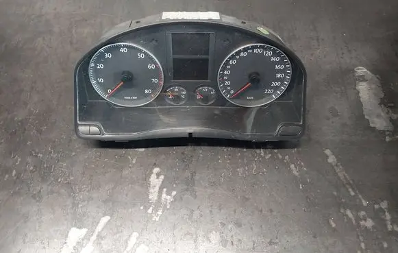 Volkswagen Golf V Speedometer (instrument cluster) 1K0920850J