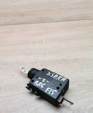 Citroen Xsara Central locking motor XSARASERVOMOTOR