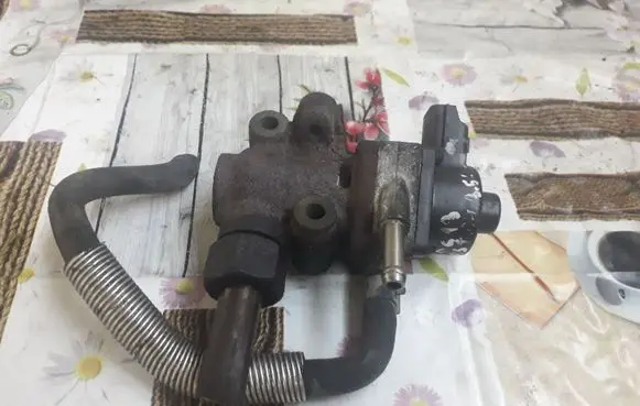 Nissan Quest EGR valve