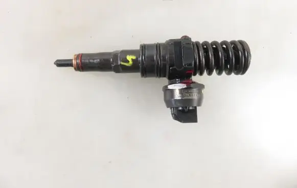 Audi A3 S3 8L Fuel injector 038130073AQ
