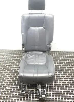 Land Rover Discovery 4 - LR4 Rear seat 