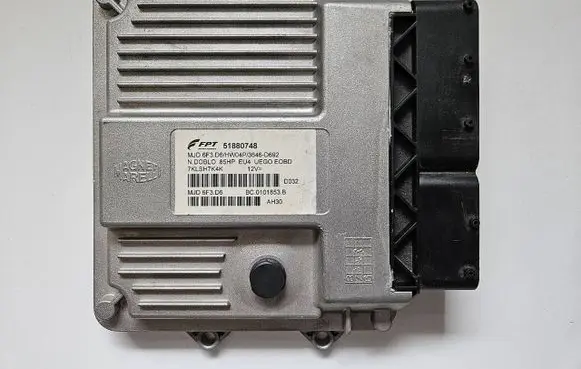 Fiat Doblo Engine control unit/module 51880748 MJD6F3D6