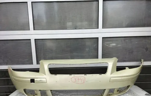 Volvo V50 Front bumper 30657005