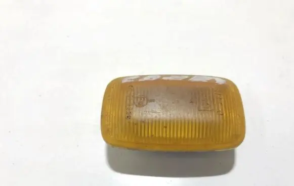 Toyota Camry Front fender indicator light