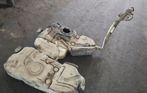 Seat Alhambra (Mk2) Fuel tank 7N0201021CA IMPRK1436800