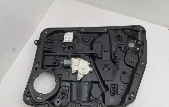 Mercedes-Benz B W246 W242 Front door window regulator with motor A2467200279
