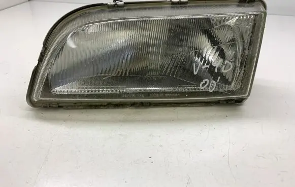 Volvo S40, V40 Headlight/headlamp 14556100L