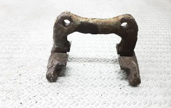 Renault Modus Brake caliper pad carrier rear 