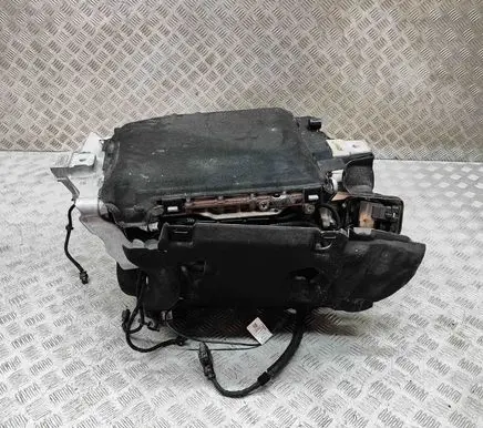 BMW iX1 Engine 5A770B5 8477917