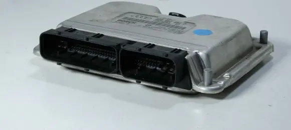 Audi A6 S6 C5 4B Engine control unit/module 8E0907401P