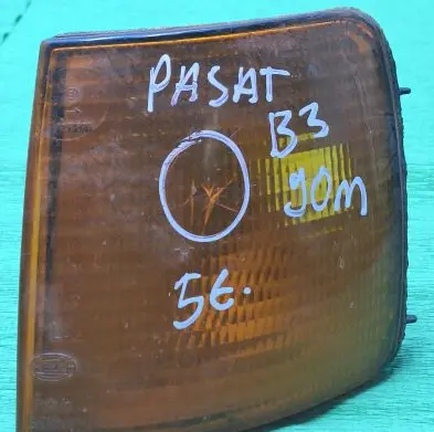 Volkswagen PASSAT B3 Front indicator light A2756R0