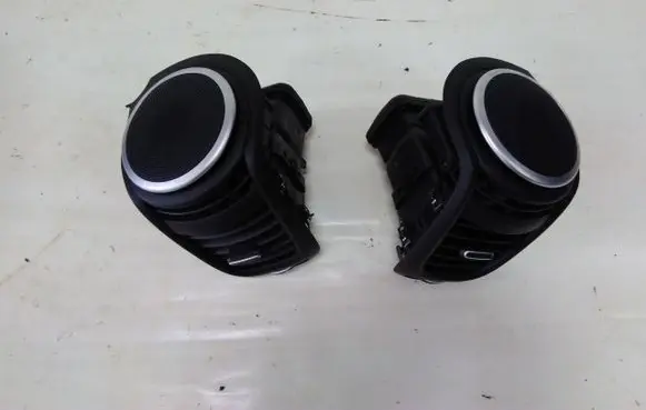 KIA Soul Dashboard side air vent grill/cover trim
