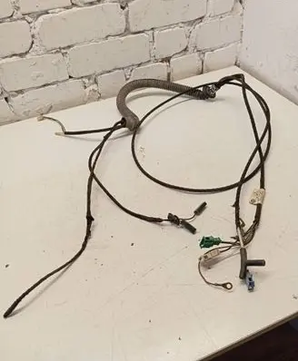 Volkswagen Transporter - Caravelle T4 Loading door wiring loom 7D0971489A