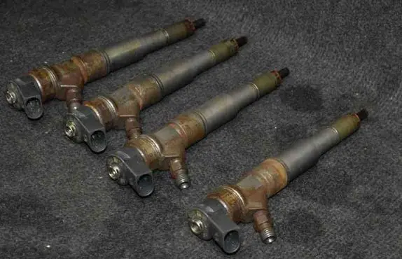 BMW 5 E60 E61 Fuel injectors set 04451102097794435