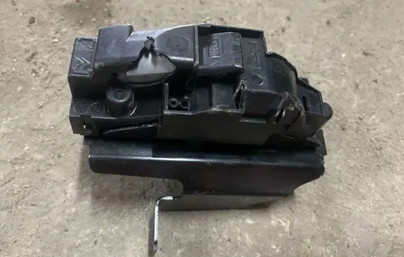 Citroen Berlingo Tailgate/trunk/boot lock/catch/latch 9671153480