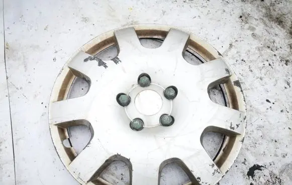 Ford Galaxy R15 wheel hub/cap/trim 829029082902 8290-29082902