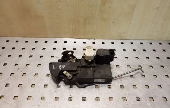 Opel Frontera B Front door lock 16637561 16634325
