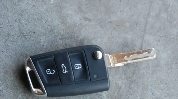 Volkswagen Golf VII Ignition key/card 150KM