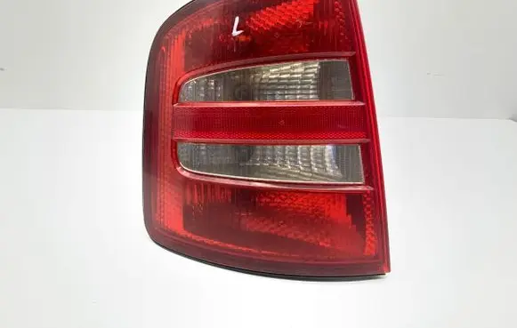 Skoda Fabia Mk1 (6Y) Rear/tail lights 6Y9945095E