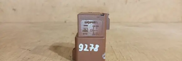 Peugeot 407 Coolant fan relay 17325003001 OMRON 12V50A