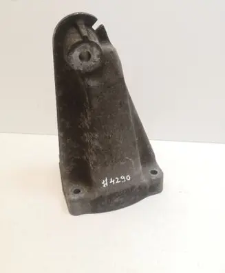 Mercedes-Benz C W204 Engine mounting bracket A6462230704
