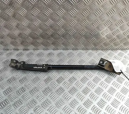 Mitsubishi Pajero Loading door check strap stopper 5822A001