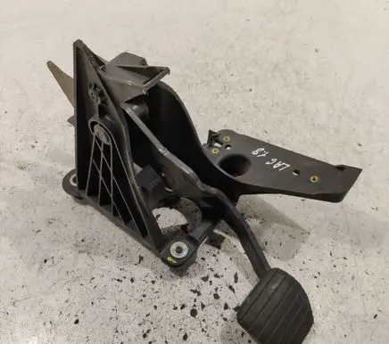 Renault Laguna II Brake pedal 8200002853