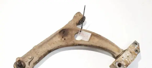 Volkswagen PASSAT B6 Front lower control arm/wishbone 3c0407153b