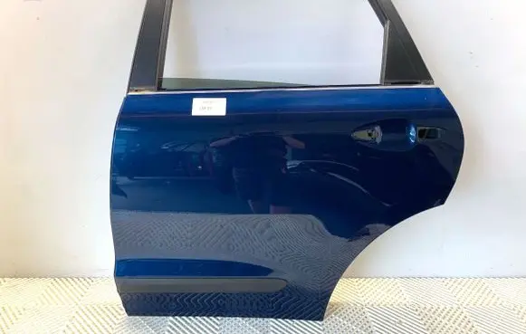KIA Niro Rear door C3U