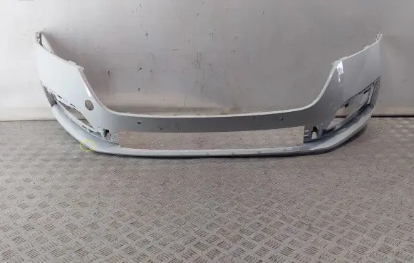 Skoda Octavia Mk4 Front bumper 5E3807221
