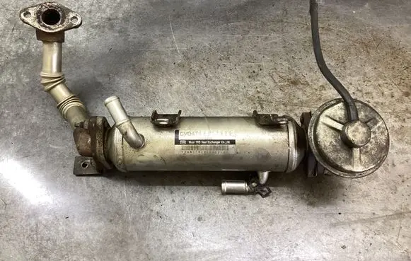 Opel Antara EGR valve cooler 96817829 C042226