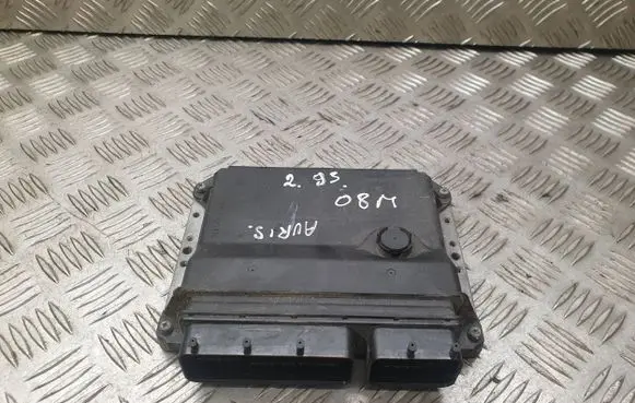 Toyota Auris 150 Engine control unit/module 8966102D82