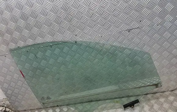 KIA Sportage Front door window glass four-door 43R00049 DOT24M25AS2 E000292
