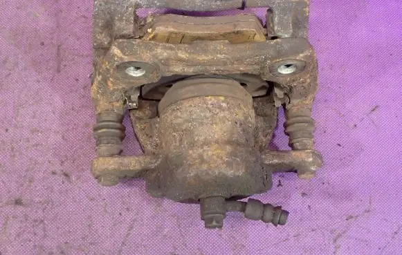 Nissan Micra Front brake caliper