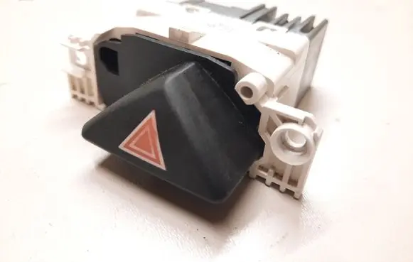 Ford Focus Hazard light switch D3L0A D3L0ATRW
