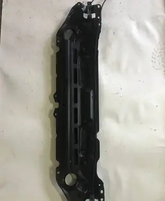 BMW 5 E60 E61 Top upper radiator support slam panel 7033741 11267310